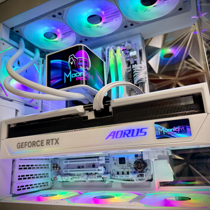 White Super Nova X - Ryzen 9 9950X3D / RTX 5090