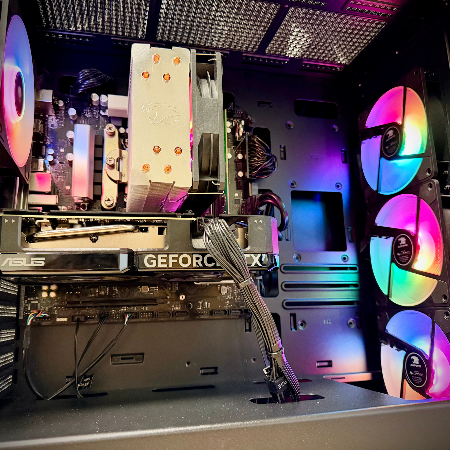 Realign P71 - RTX 4060 Ti 8GB / Intel i7 12700KF