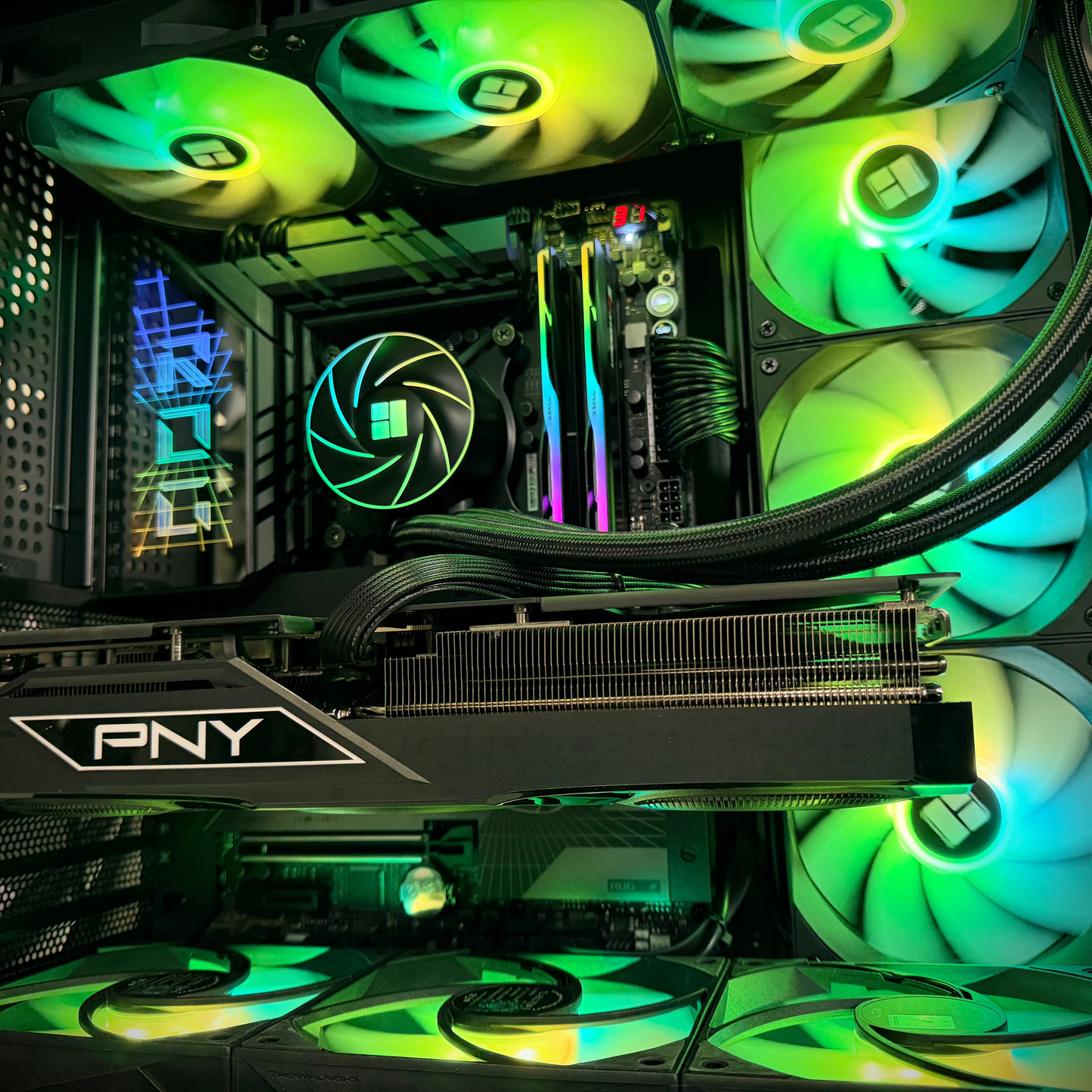 Dark Eclipse Hero - Intel i9 14900K / RTX 5070 Ti