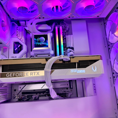 White 90 Nebula - Ryzen 7 9800X3D / RTX 5090